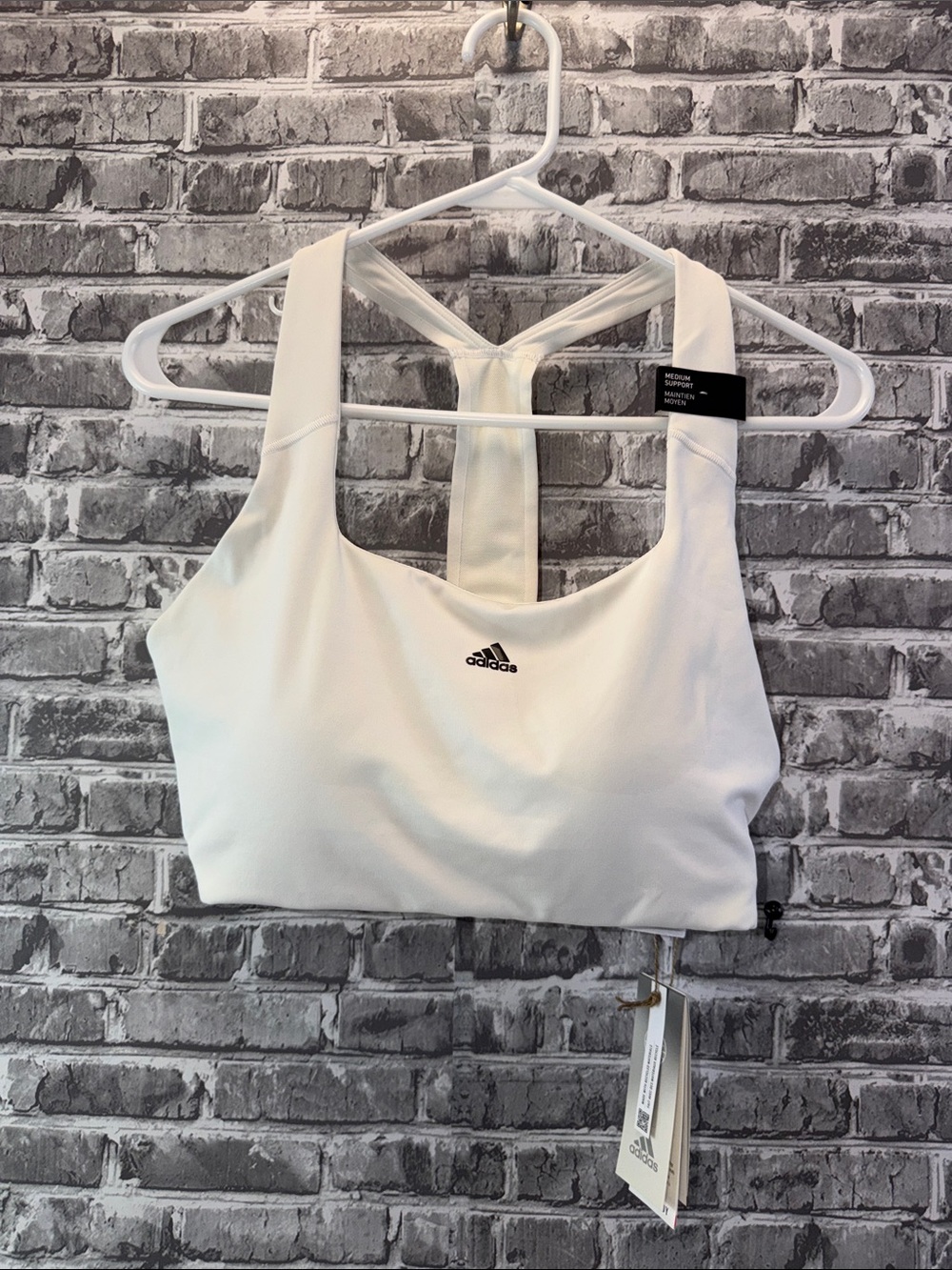 NWT adidas White Medium-Impact Sports Bra with T-Back